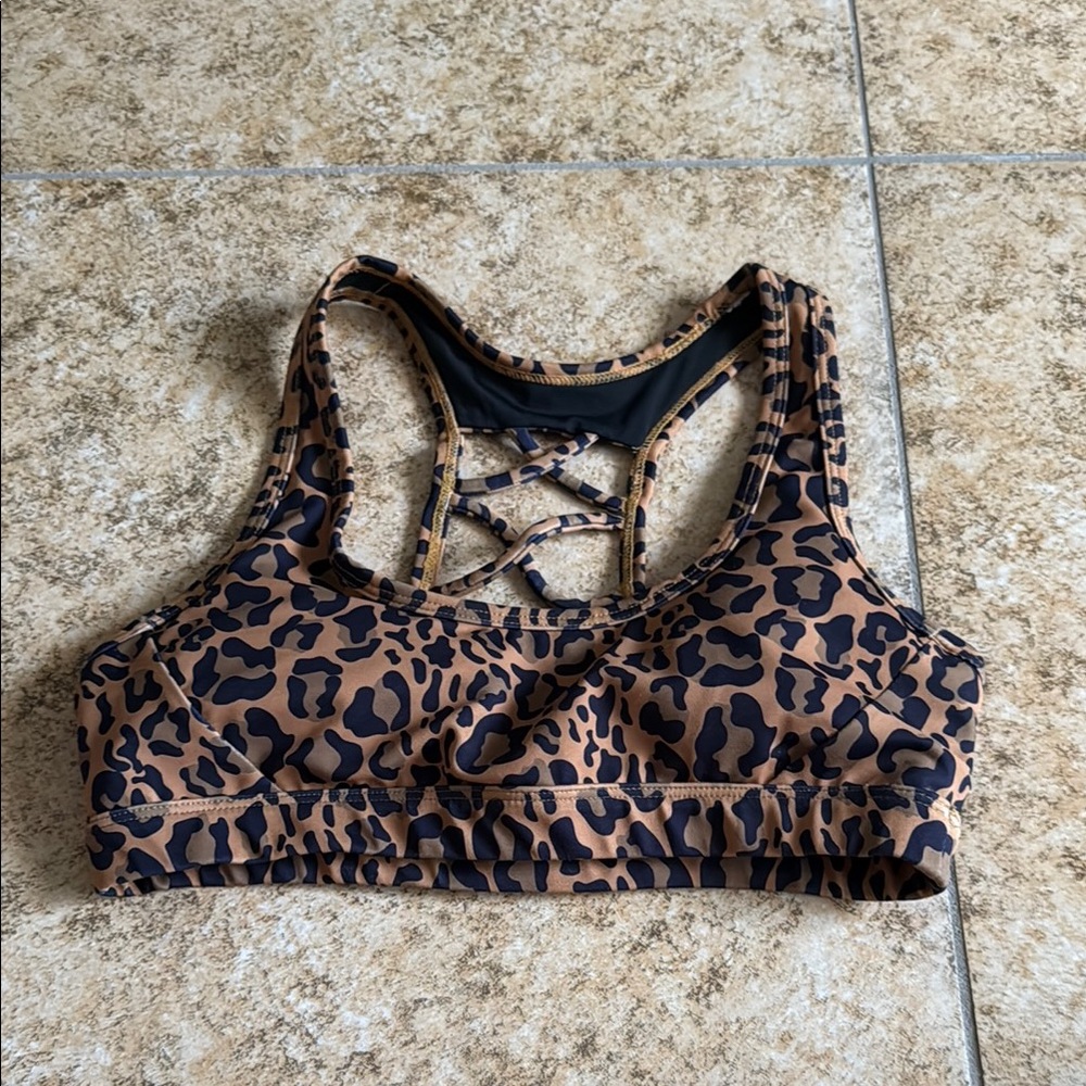 Padded Leopard Print Sports Bra